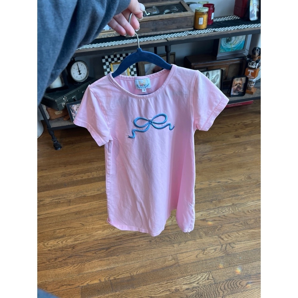 Busy bee smocked Blue Bows Fitted‎ Short Sleeve Graphic T-Shirt in desert pink 6